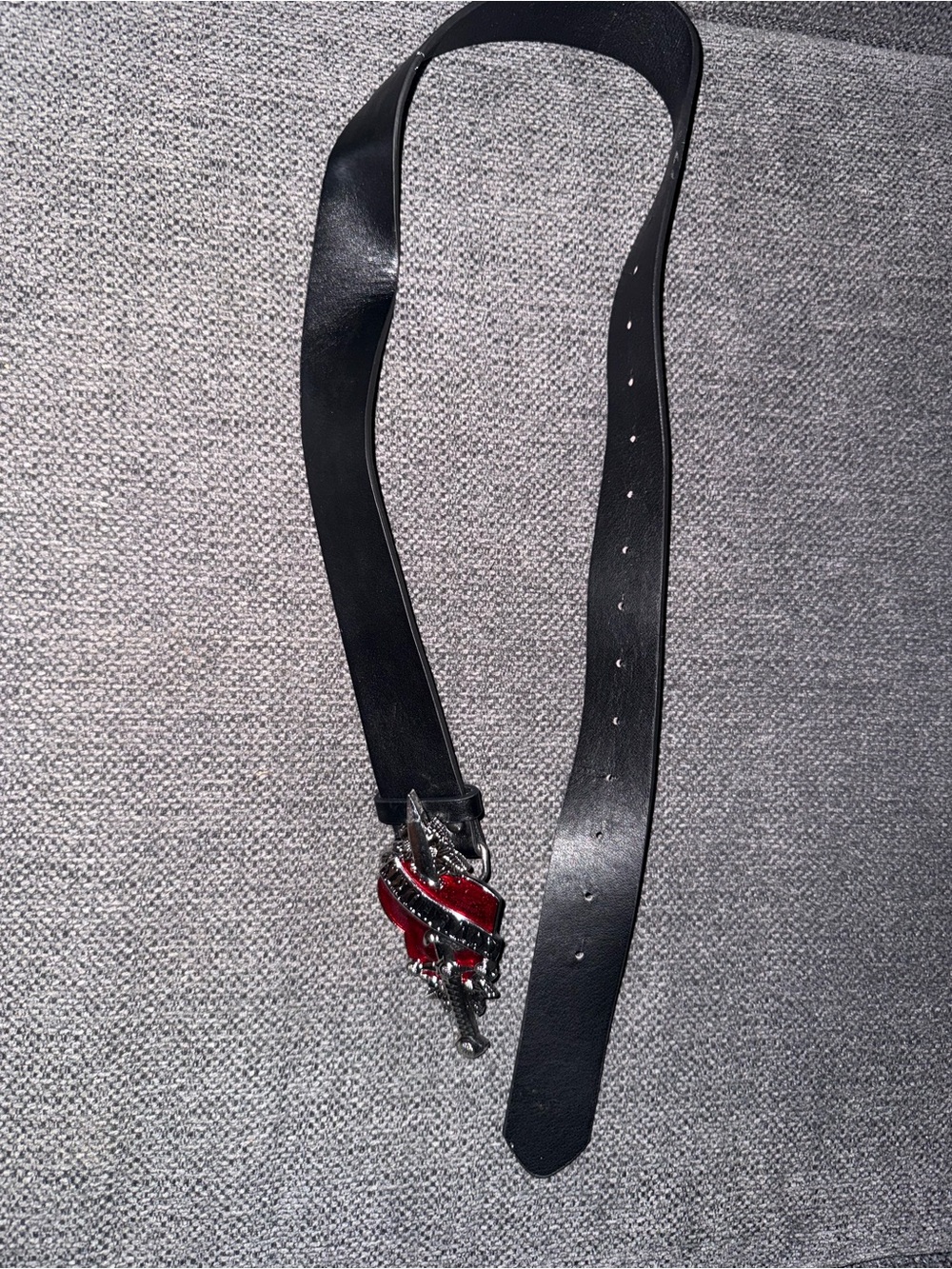 SHEIN Black Men's Belt with Red and Silver Decorative Buckle